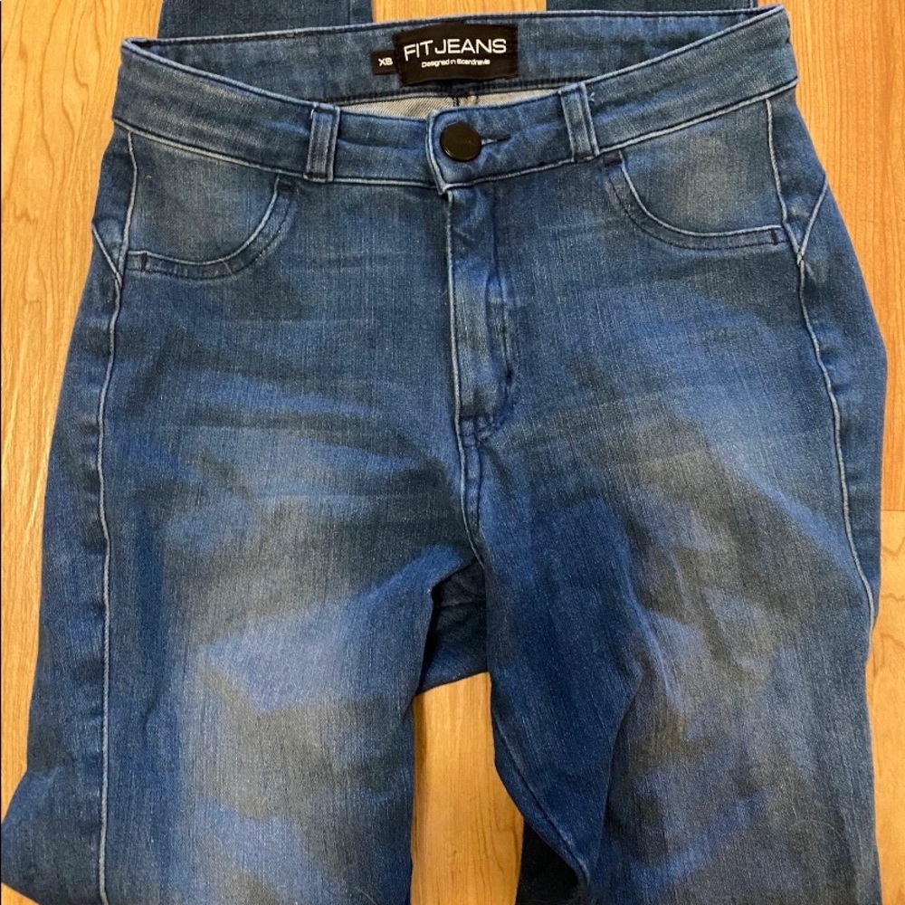 360 Mid Waisted Fitjeans - Azure Blue